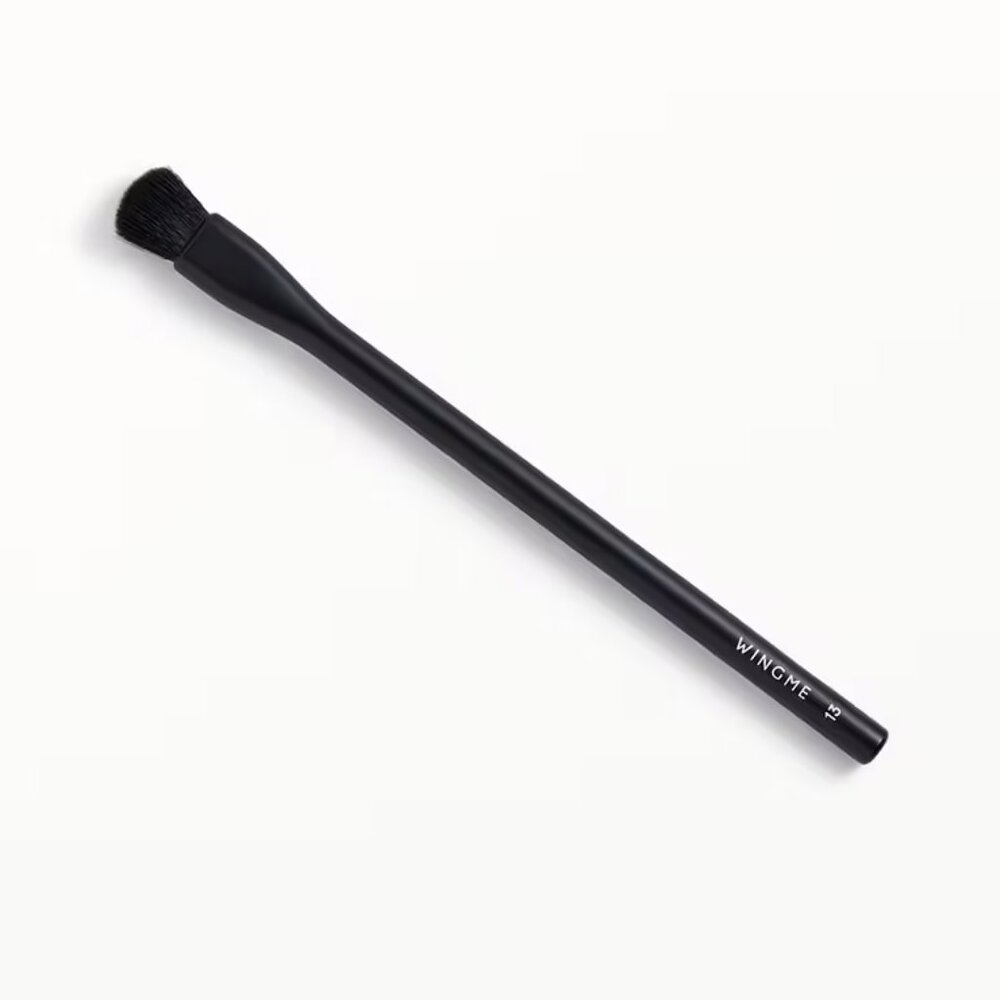 💮3/$20💮 Wingme Cosmetics Mega Shading Brush #13